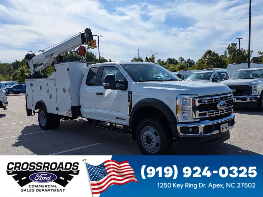 2025 Ford F-550 XL photo 1