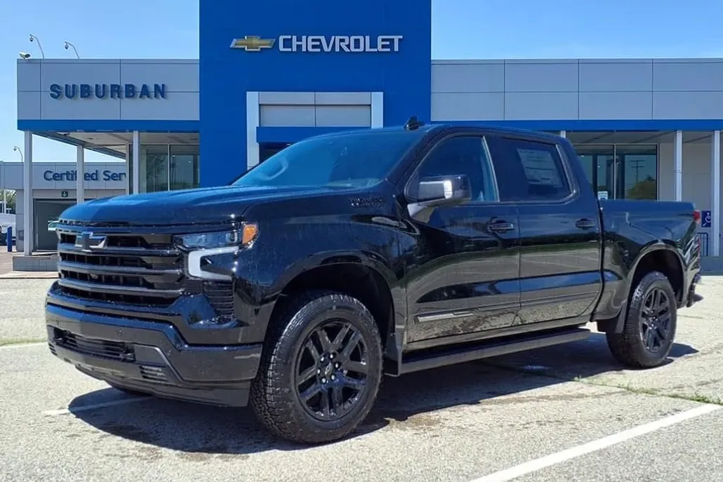 2026 Chevrolet Silverado 1500 High Country photo 1