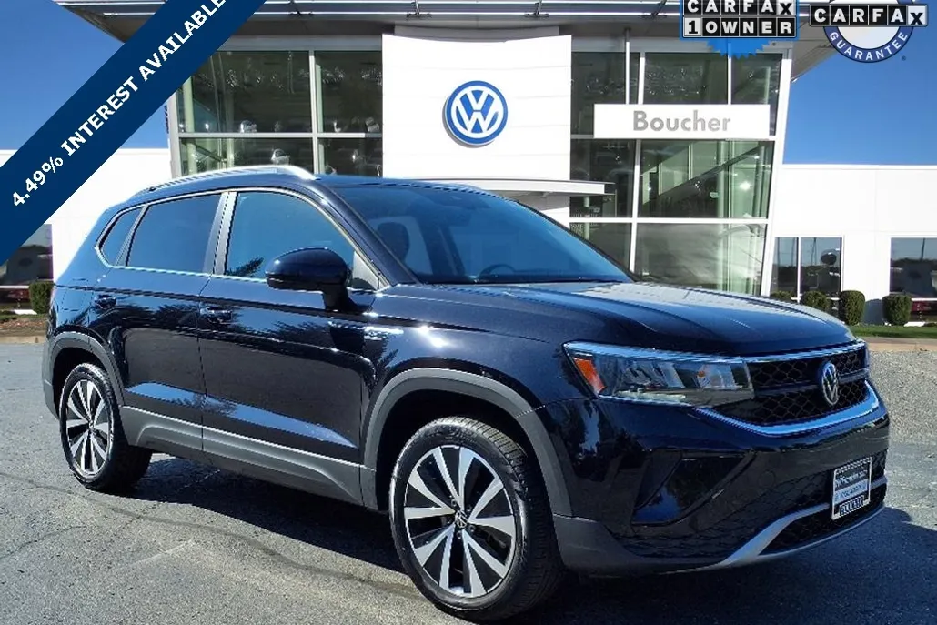 2023 Volkswagen Taos SE photo 1