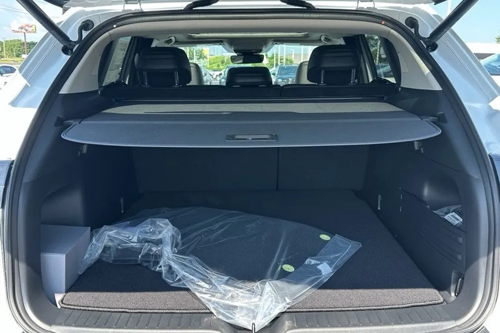 2025 Mazda CX-50 Premium photo 1