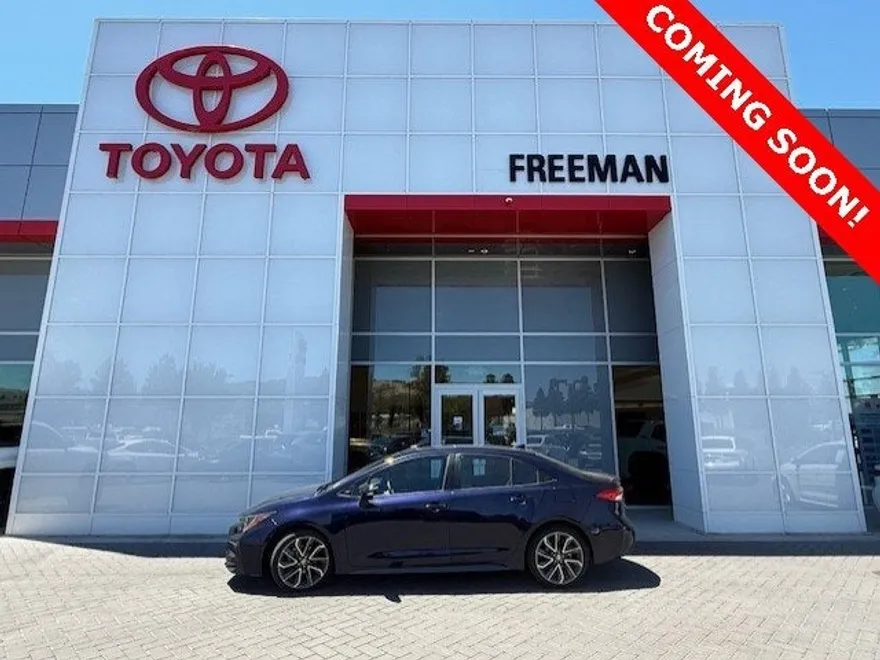 2022 Toyota Corolla SE photo 1