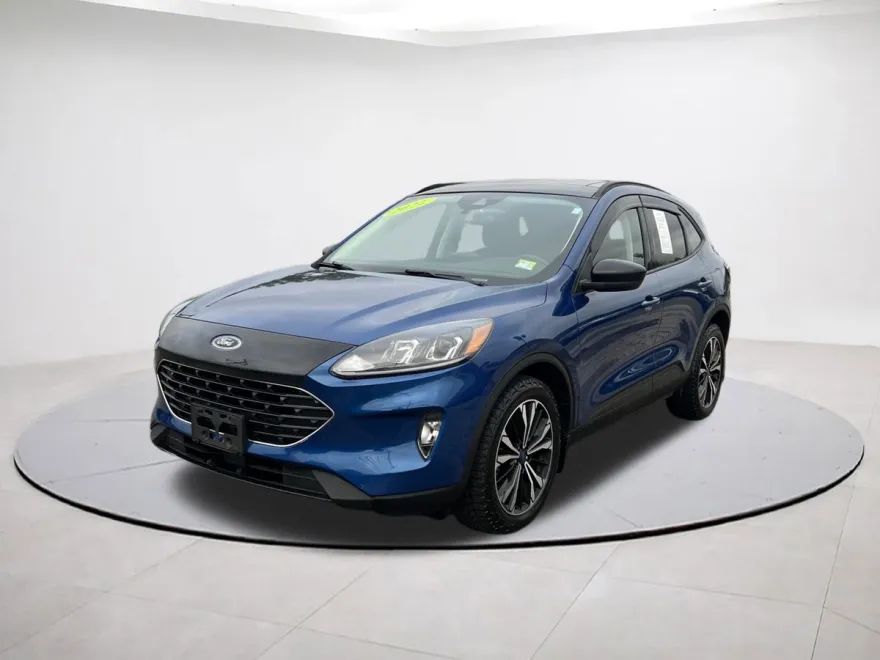 2022 Ford Escape SEL photo 1