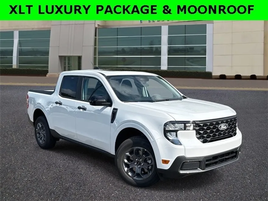 2025 Ford Maverick XLT photo 1