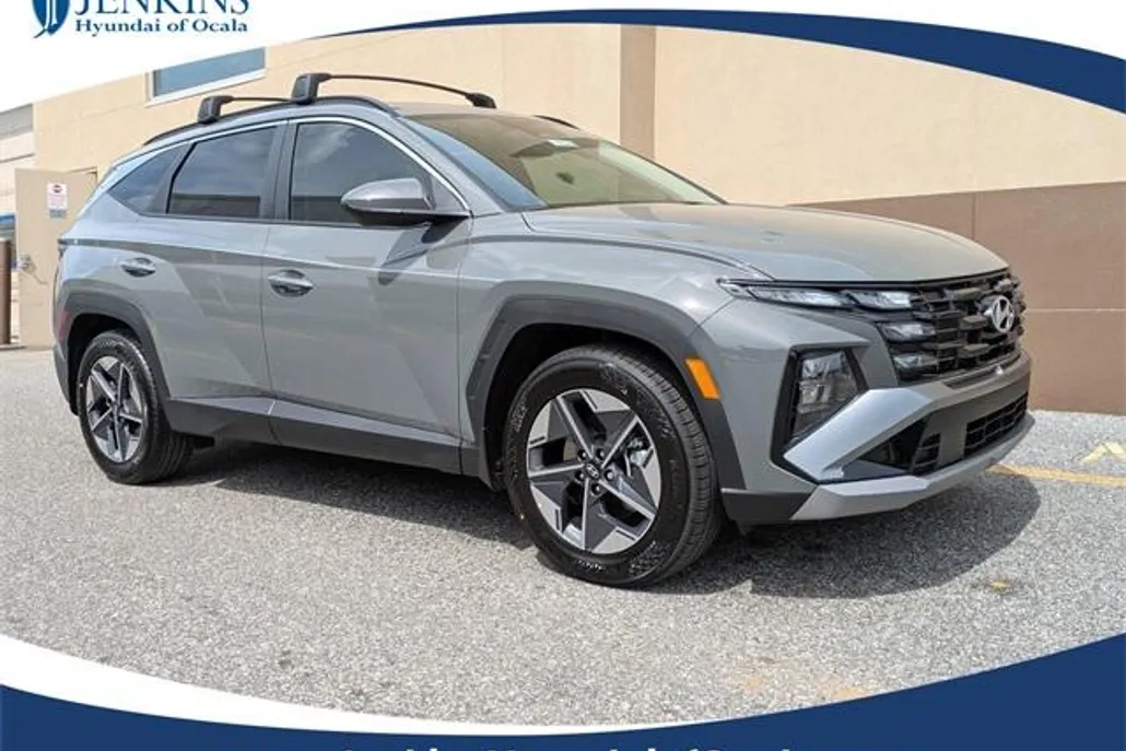 2025 Hyundai Tucson SEL photo 1