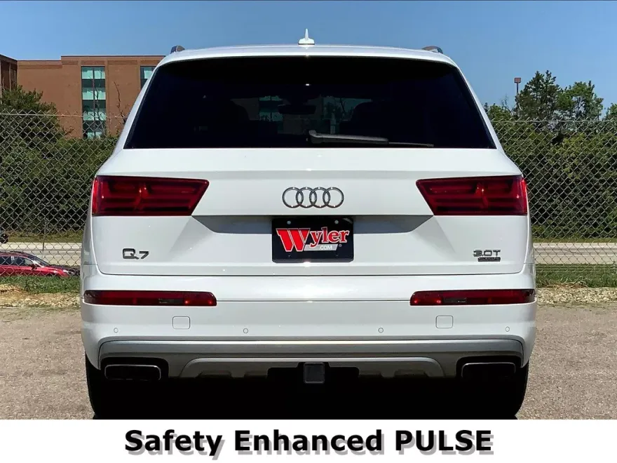 2017 Audi Q7 3.0 Premium Plus photo 1