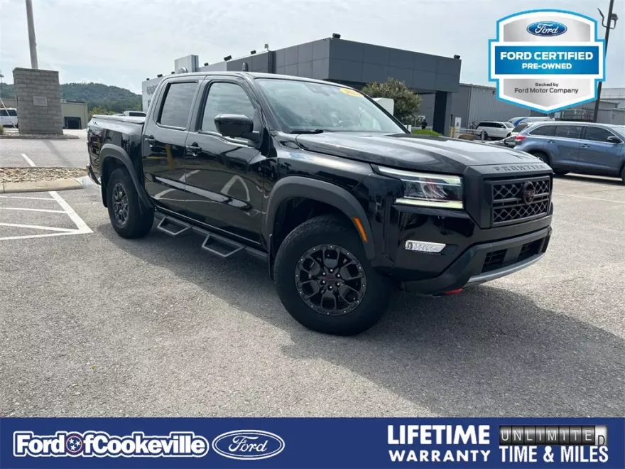2023 Nissan Frontier PRO-4X photo 1