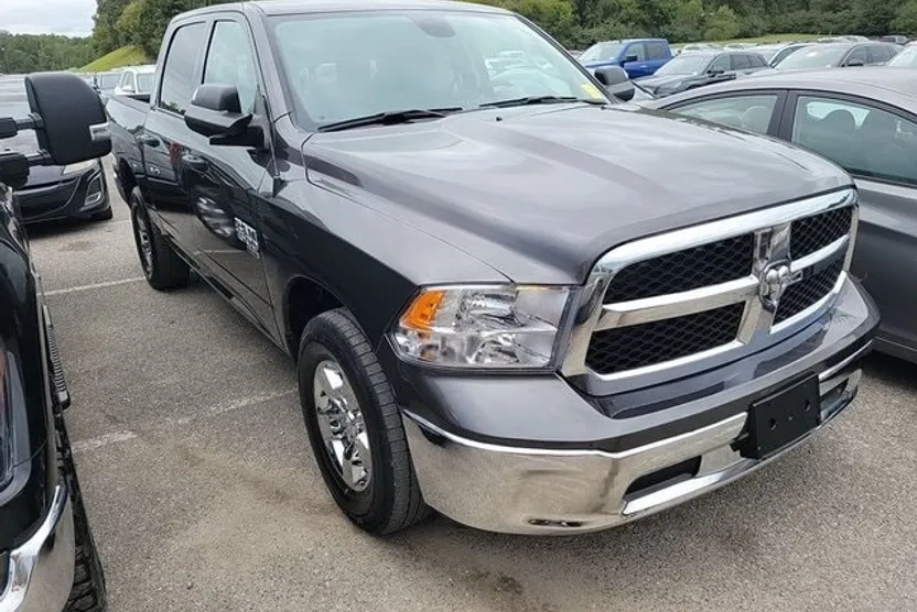 2023 Ram 1500 Classic SLT photo 1