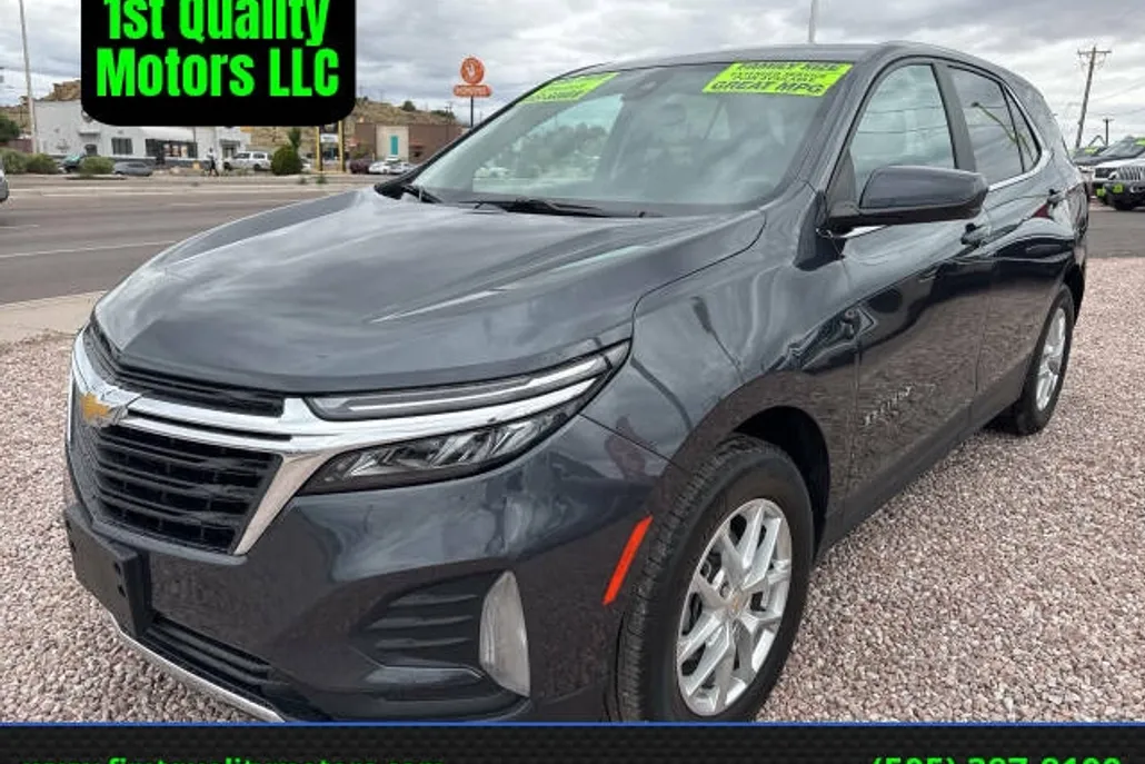 2023 Chevrolet Equinox LT photo 1
