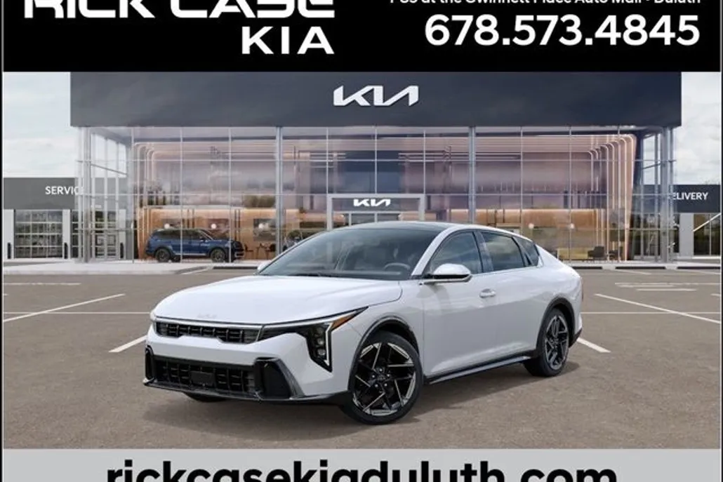 2025 Kia K4 GT-Line photo 1