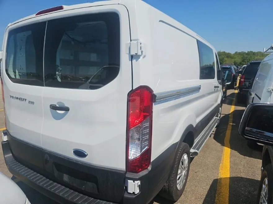 2024 Ford Transit photo 2