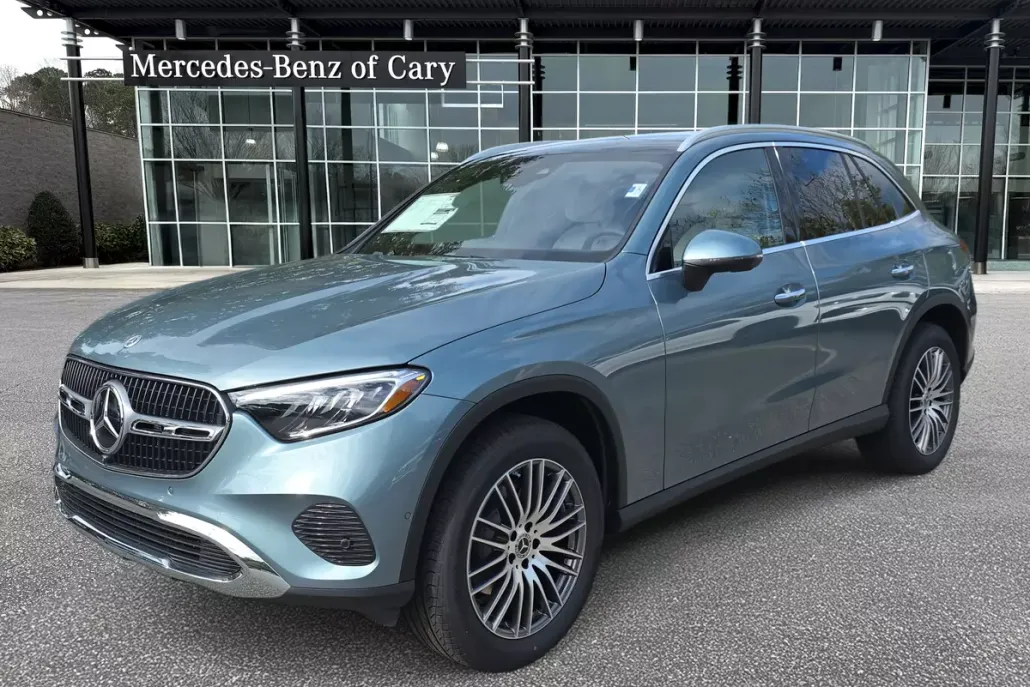 2026 Mercedes Benz GLC 300 4MATIC photo 1