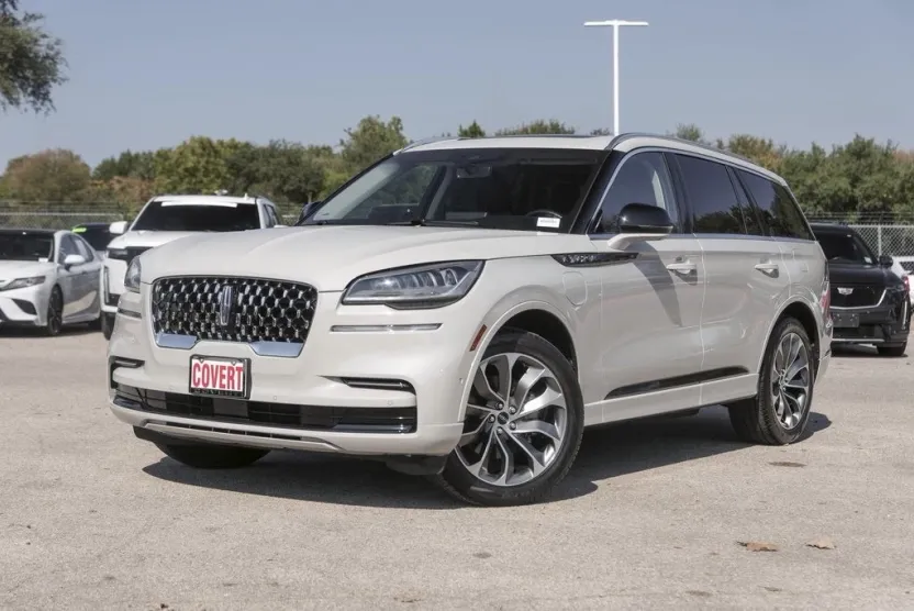 2023 Lincoln Aviator Grand Touring photo 1