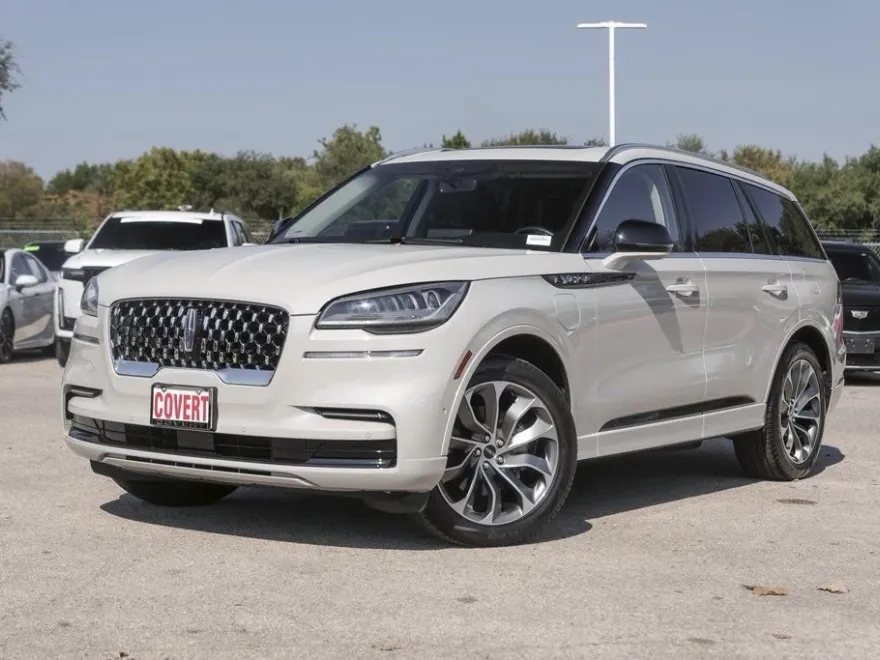 2023 Lincoln Aviator Grand Touring photo 1