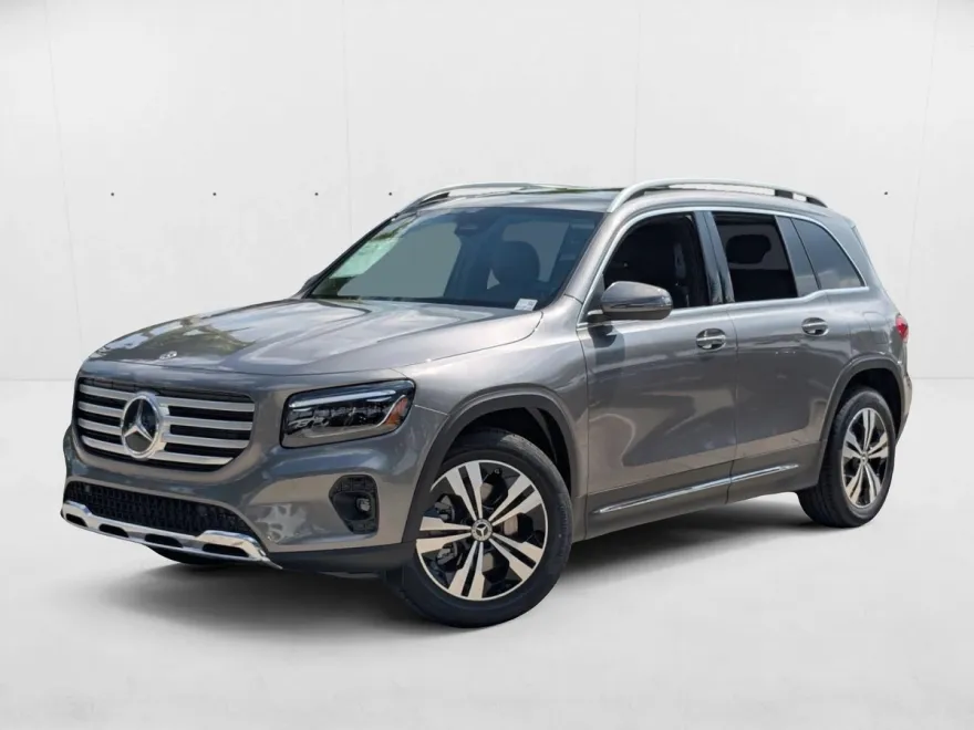 2026 Mercedes Benz GLB 250 photo 1