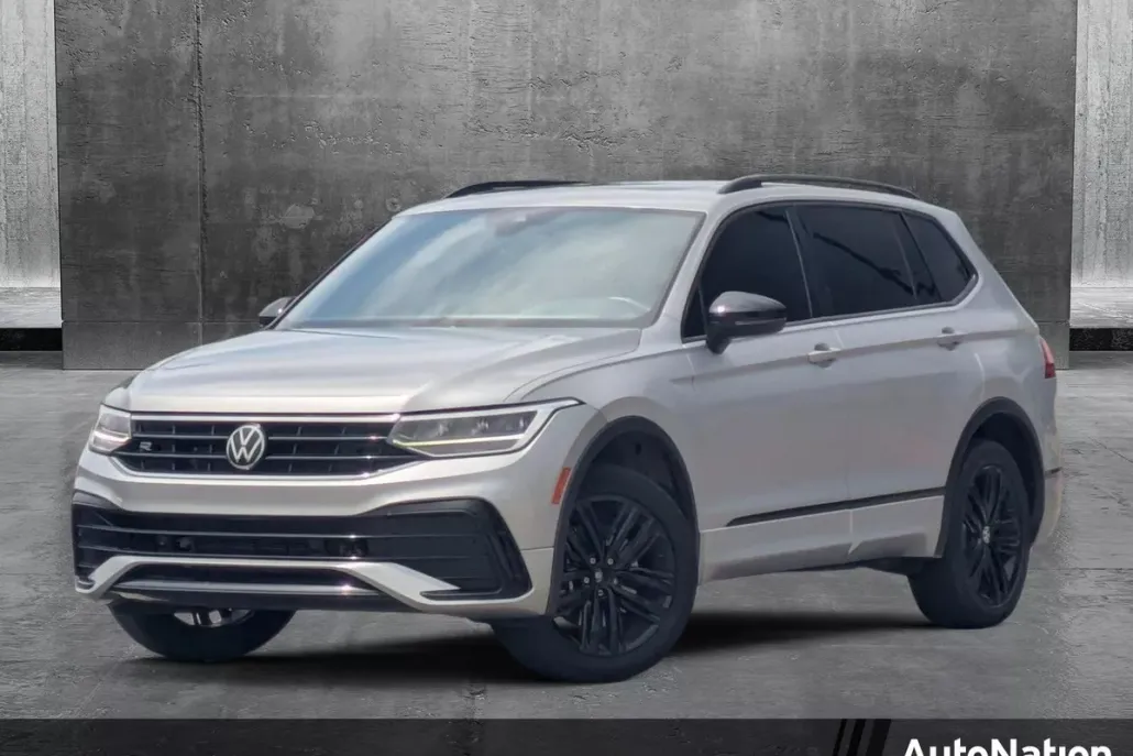 2022 Volkswagen Tiguan SE R-Line Black photo 1