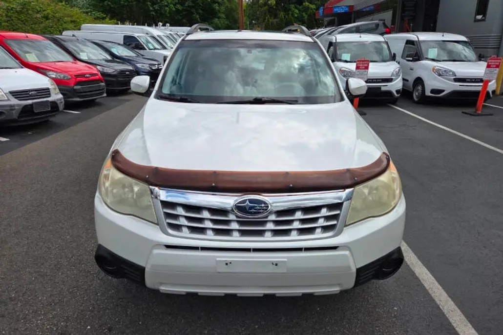 2012 Subaru Forester 2.5X Premium photo 1