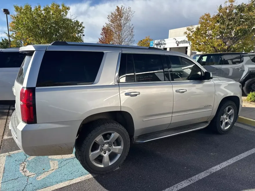 2017 Chevrolet Tahoe Premier photo 1