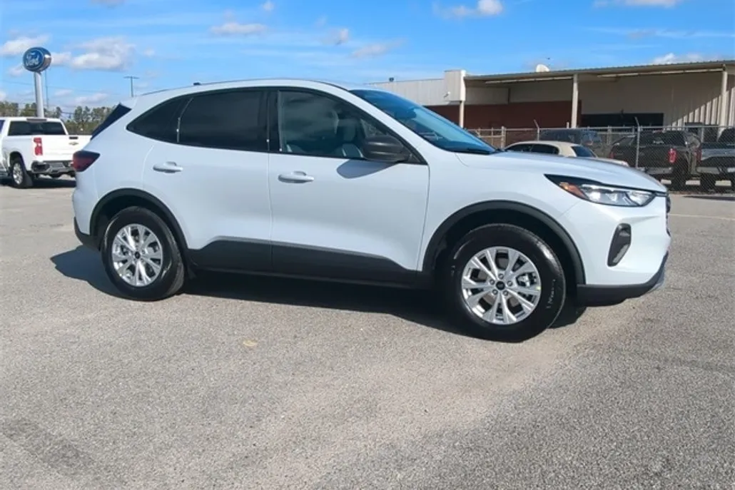 2025 Ford Escape Active photo 1