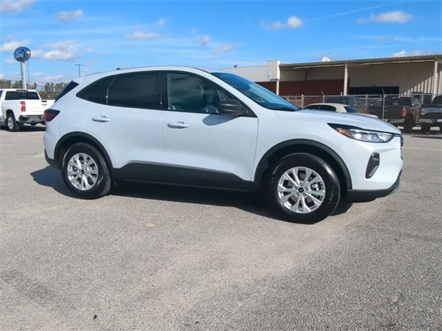 2025 Ford Escape Active photo 1