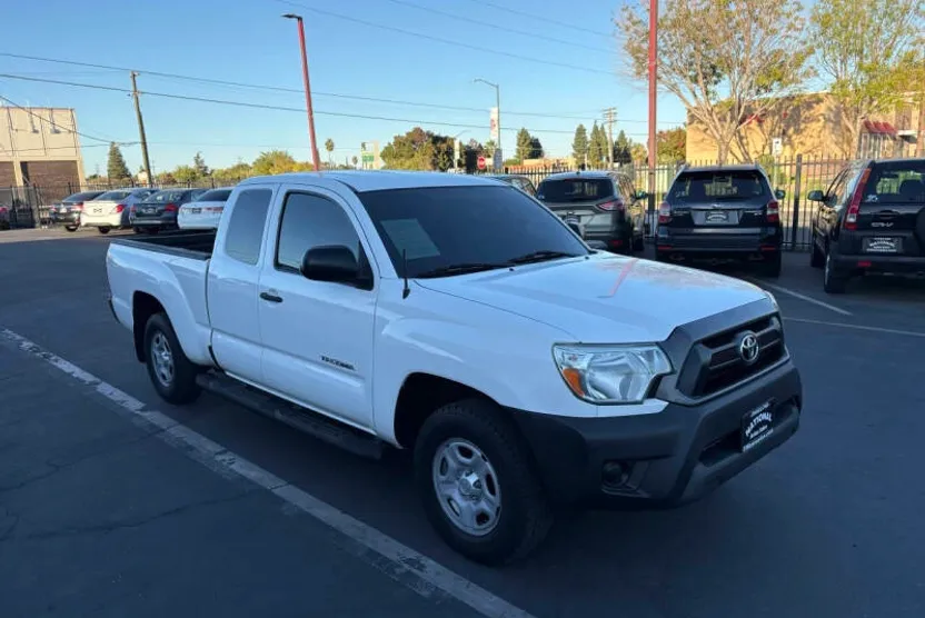 2013 Toyota Tacoma Base Access Cab photo 1