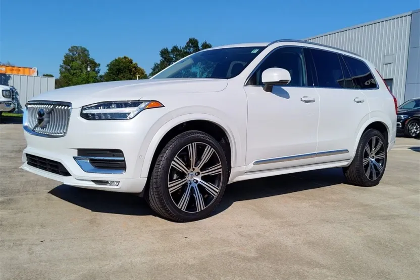 2022 Volvo XC90 T6 AWD Inscription photo 1