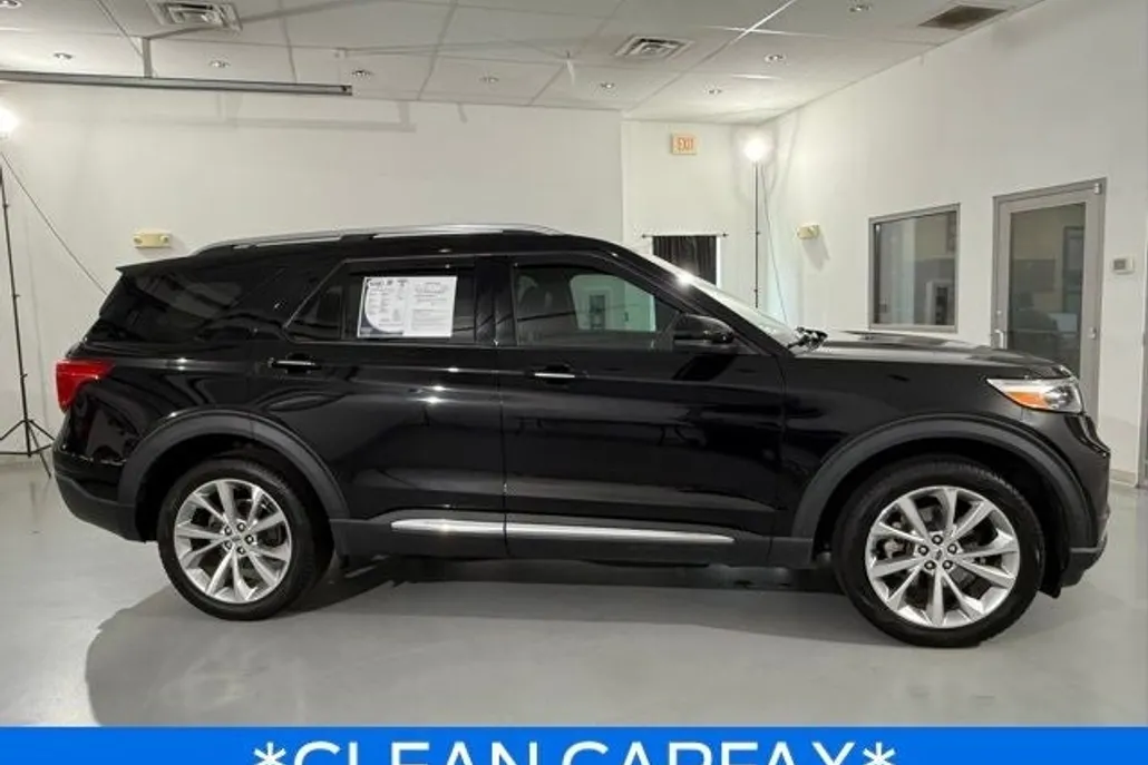 2021 Ford Explorer Platinum photo 1