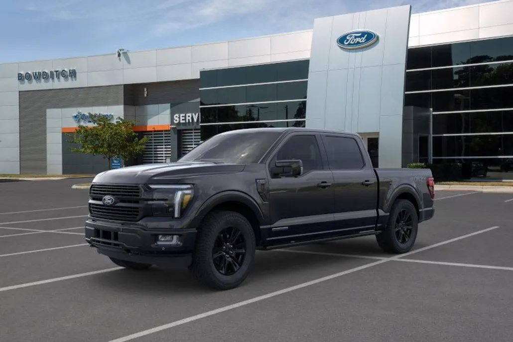 2025 Ford F-150 Platinum photo 1