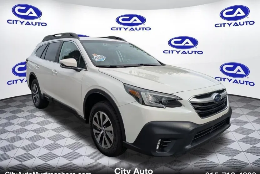 2021 Subaru Outback Premium photo 1