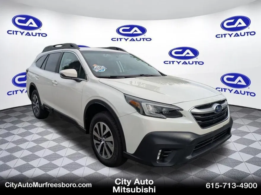 2021 Subaru Outback Premium photo 1