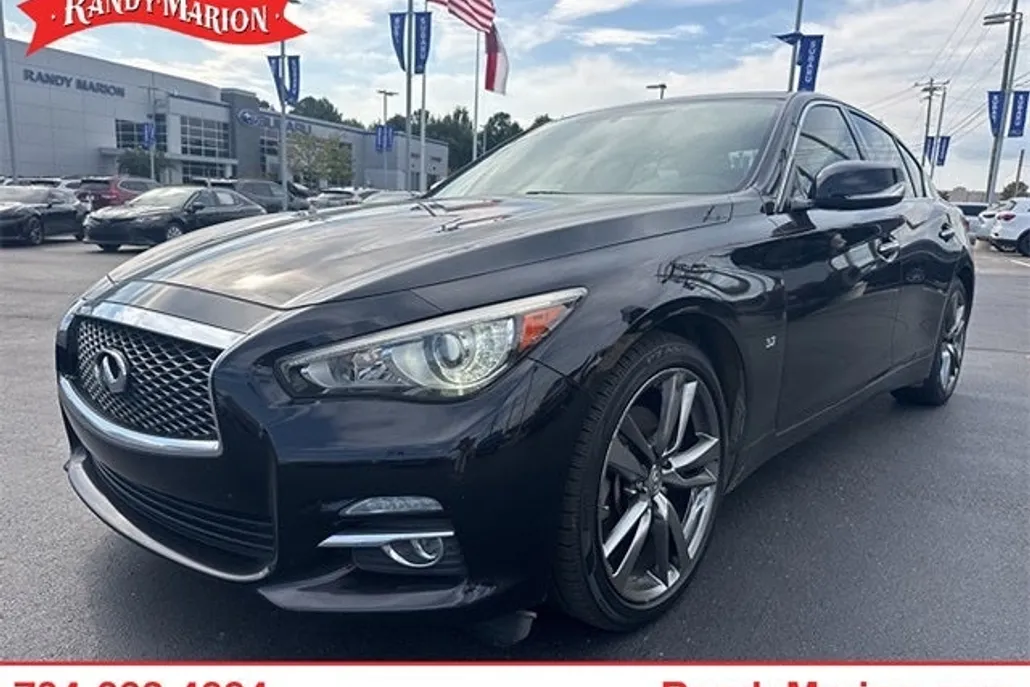 2015 Infiniti Q50 Premium photo 1