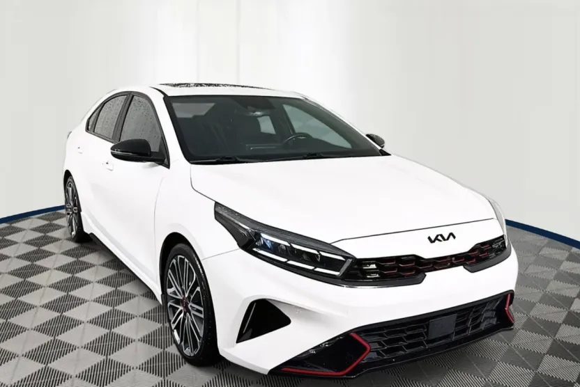 2022 Kia Forte GT photo 1