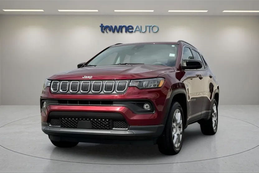 2022 Jeep Compass Latitude Lux Altitude photo 1