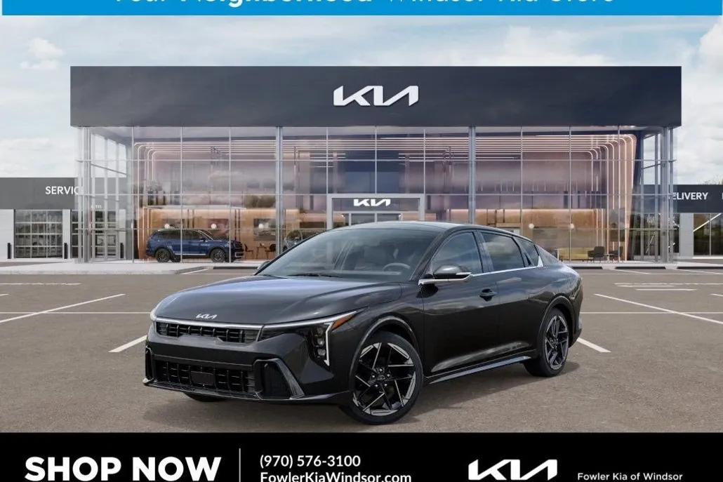 2025 Kia K4 GT-Line photo 1