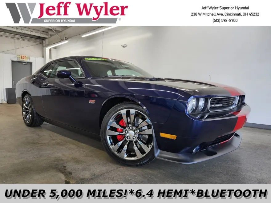 2013 Dodge Challenger SRT8 photo 1