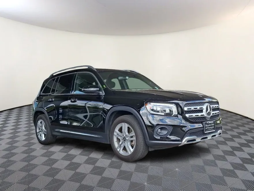 2022 Mercedes Benz GLB 250 4MATIC photo 1