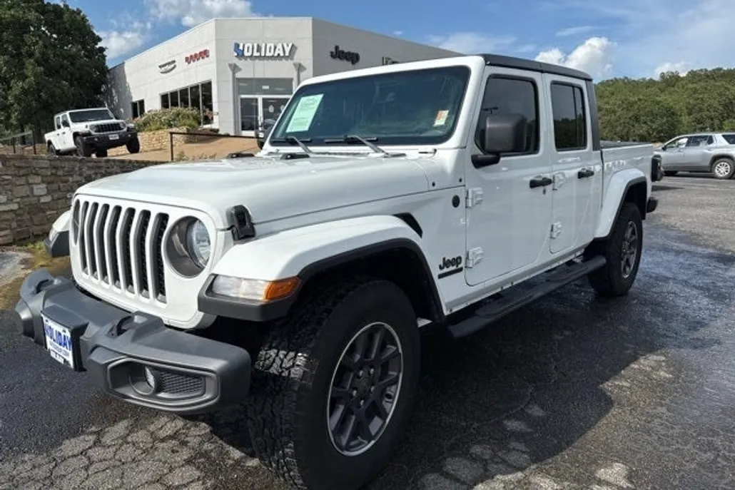 2021 Jeep Gladiator Sport photo 1