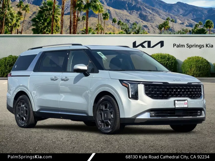 2026 Kia Carnival SX photo 1