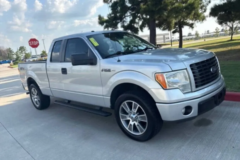 2014 Ford F-150 STX photo 1
