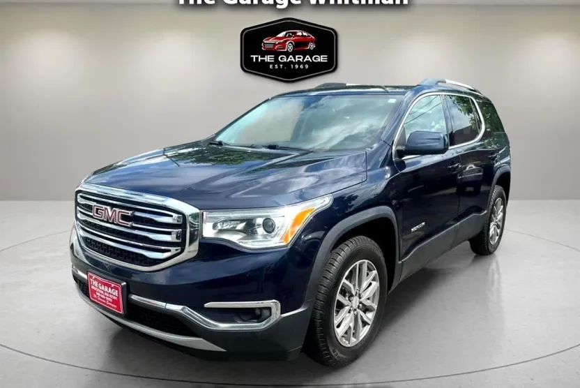 2017 Gmc Acadia SLE photo 1