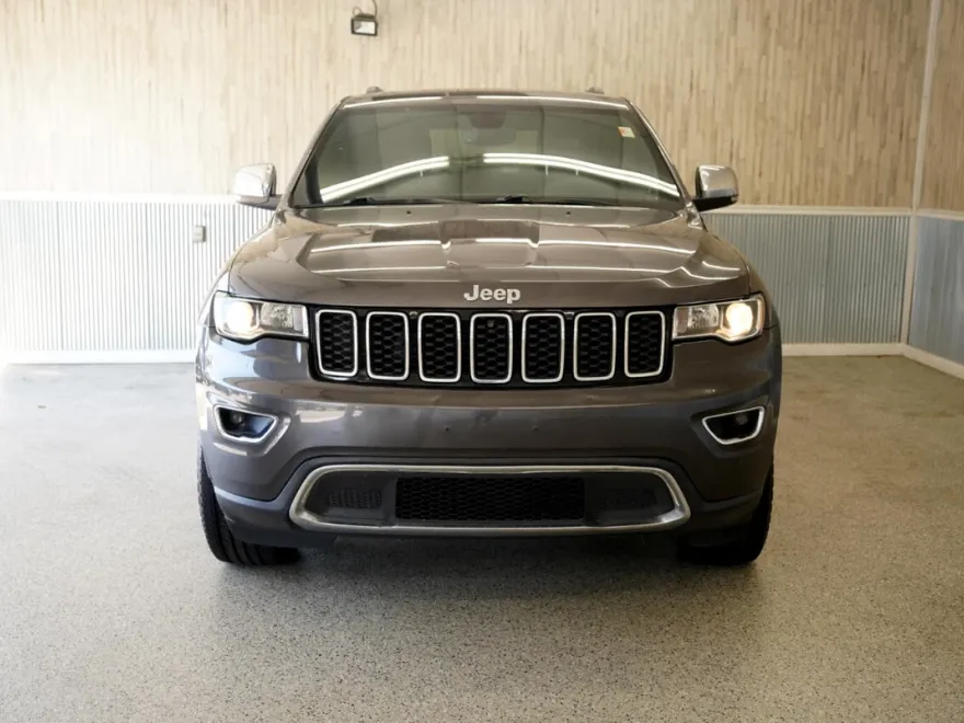 2019 Jeep Grand Cherokee Limited photo 1