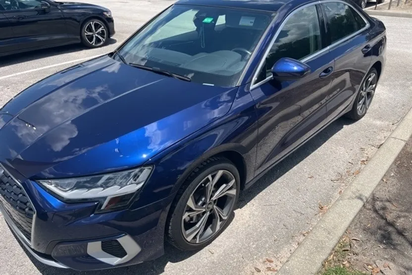2022 Audi A3 40 Premium photo 1