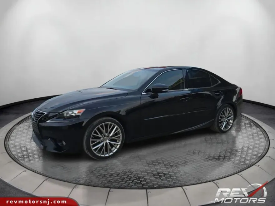 2014 Lexus IS 250 photo 1