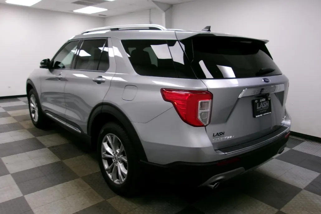 2021 Ford Explorer Limited photo 1