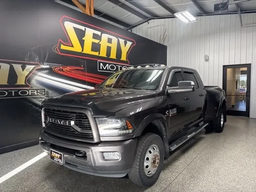 2018 Ram 3500 Laramie photo 1