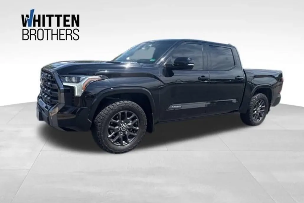 2023 Toyota Tundra Platinum photo 1