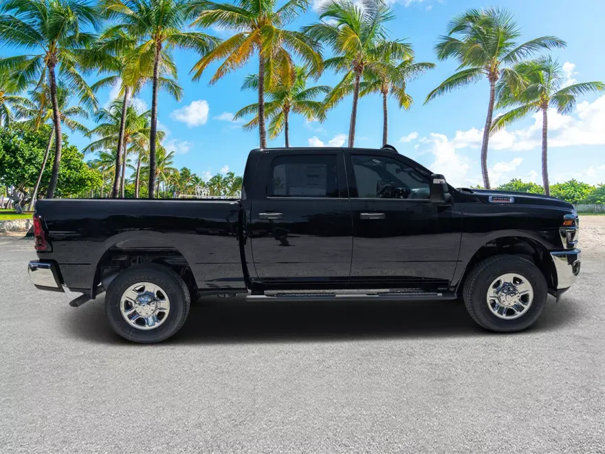 2025 Ram 2500 Tradesman photo 1