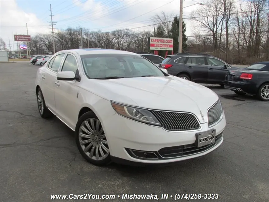 2015 Lincoln MKS photo 1