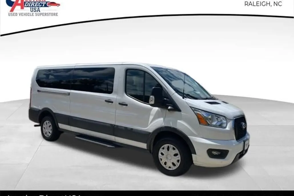 2022 Ford Transit photo 1