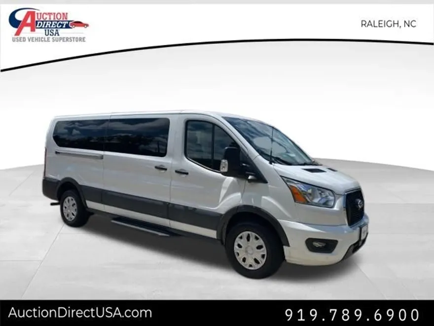 2022 Ford Transit photo 1