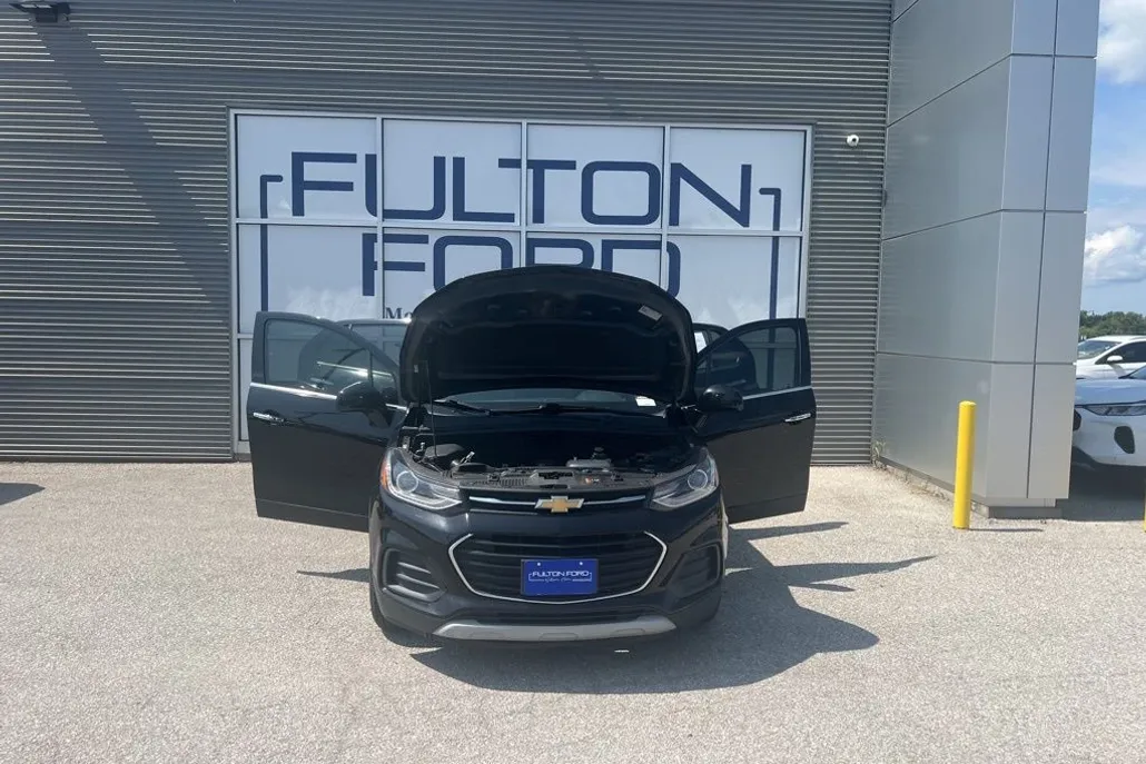 2019 Chevrolet Trax LT photo 1